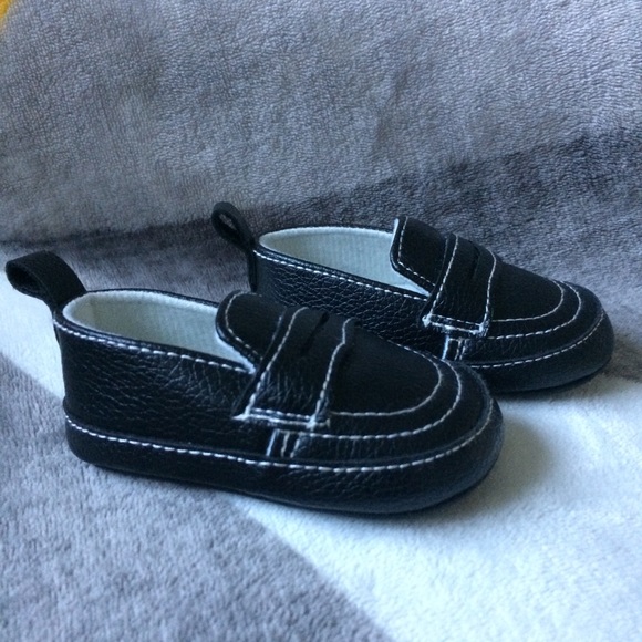 Wee Tots loafer shoes - Picture 2 of 5